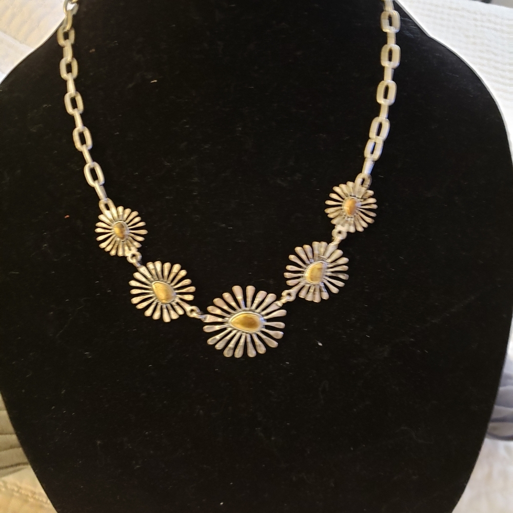 Goldtone and silvertone necklace